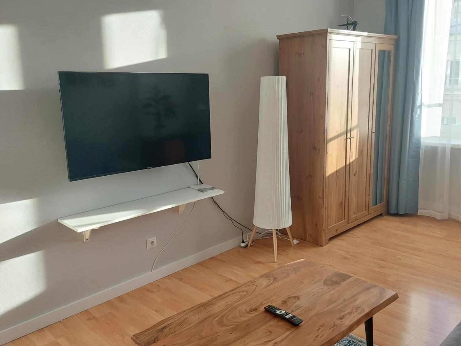 Stylish Bright Apartment Ochota With Balcony Варшава Екстер'єр фото